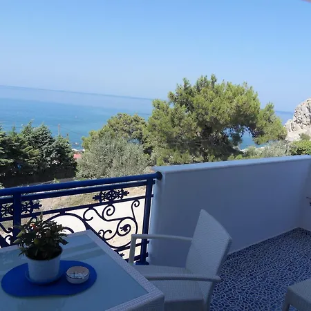 Bouganville Stegna Lejlighed