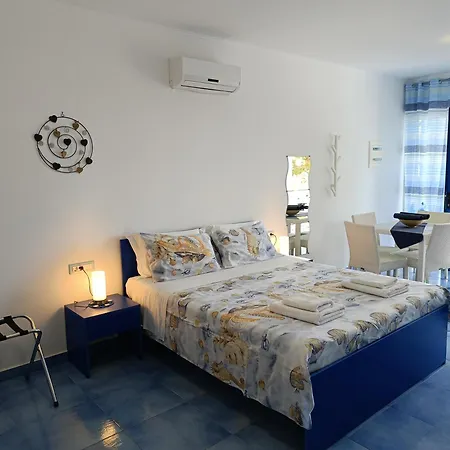 Bouganville Stegna * Archangelos (Rhodes)