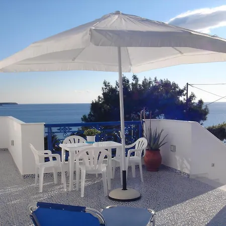 Bouganville Stegna * Archangelos (Rhodes)