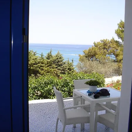 Bouganville Stegna Archangelos (Rhodes)
