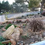 Bouganville Stegna 아크앤젤로스