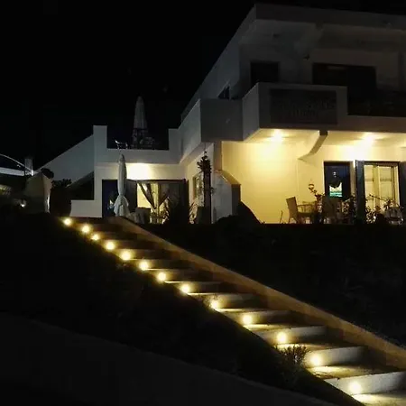 Bouganville Stegna