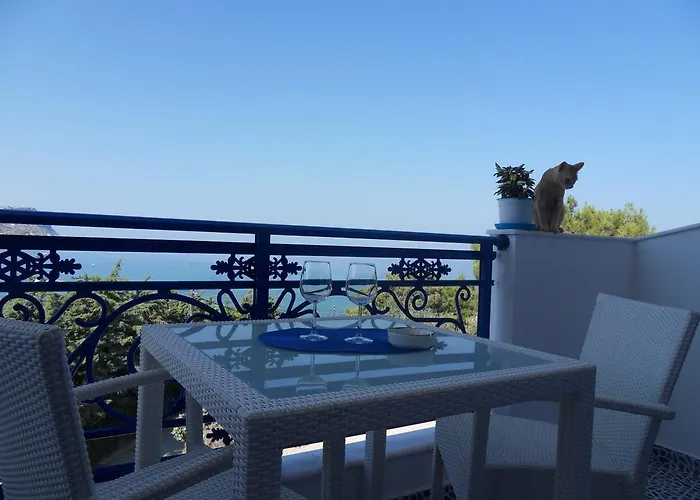 Bouganville Stegna * Archangelos (Rhodes)