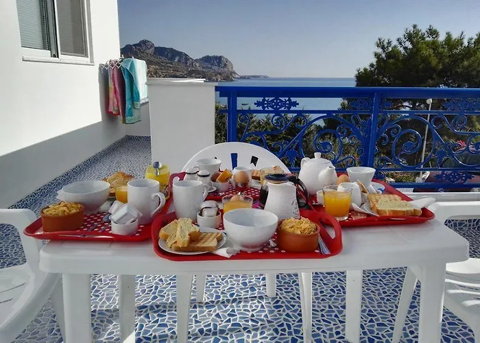 Bouganville Stegna Archangelos (Rhodes)